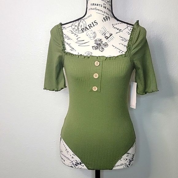 NWT RIBBED OFF SHOULDER BODYSUIT HUNTER GREEN - Picture 1 of 5
